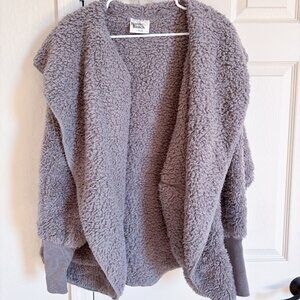 Nordic Beach Grey Kitten Jacket